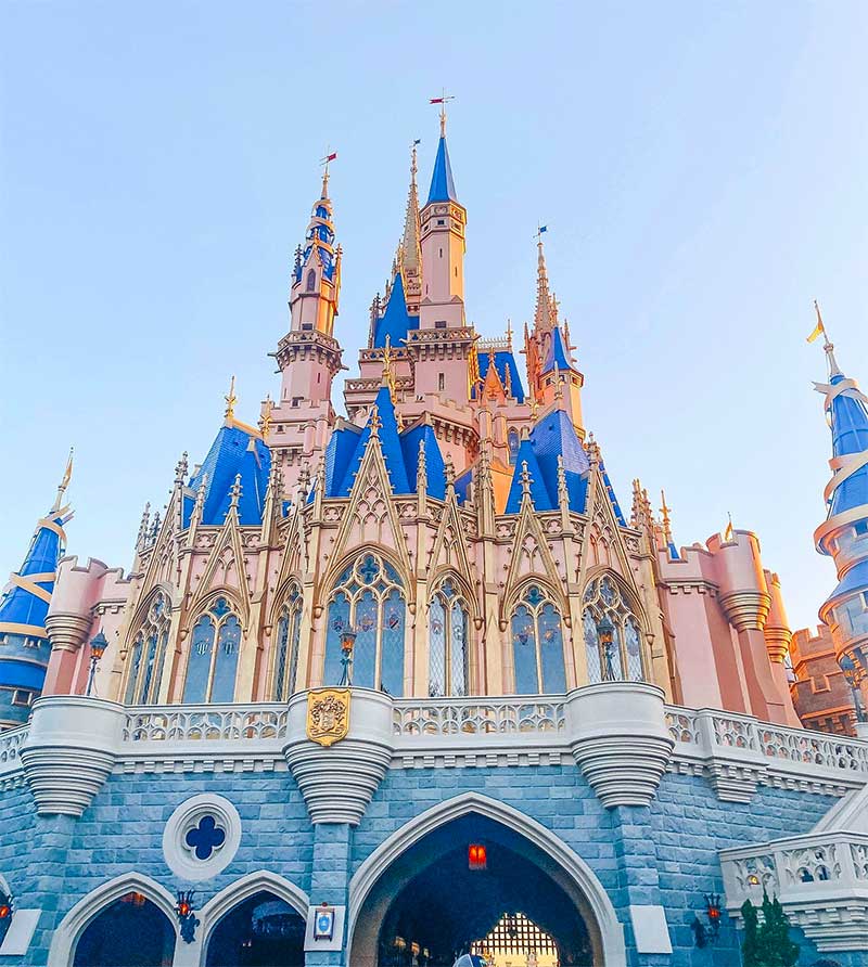 Can you get a babysitter at Disney World?