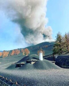 Defining an Earthquake Defining an Earthquake