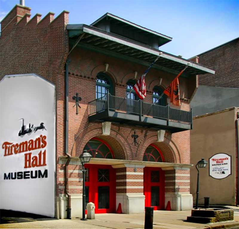 In Philadelphia with Kids: The Fireman Museum!