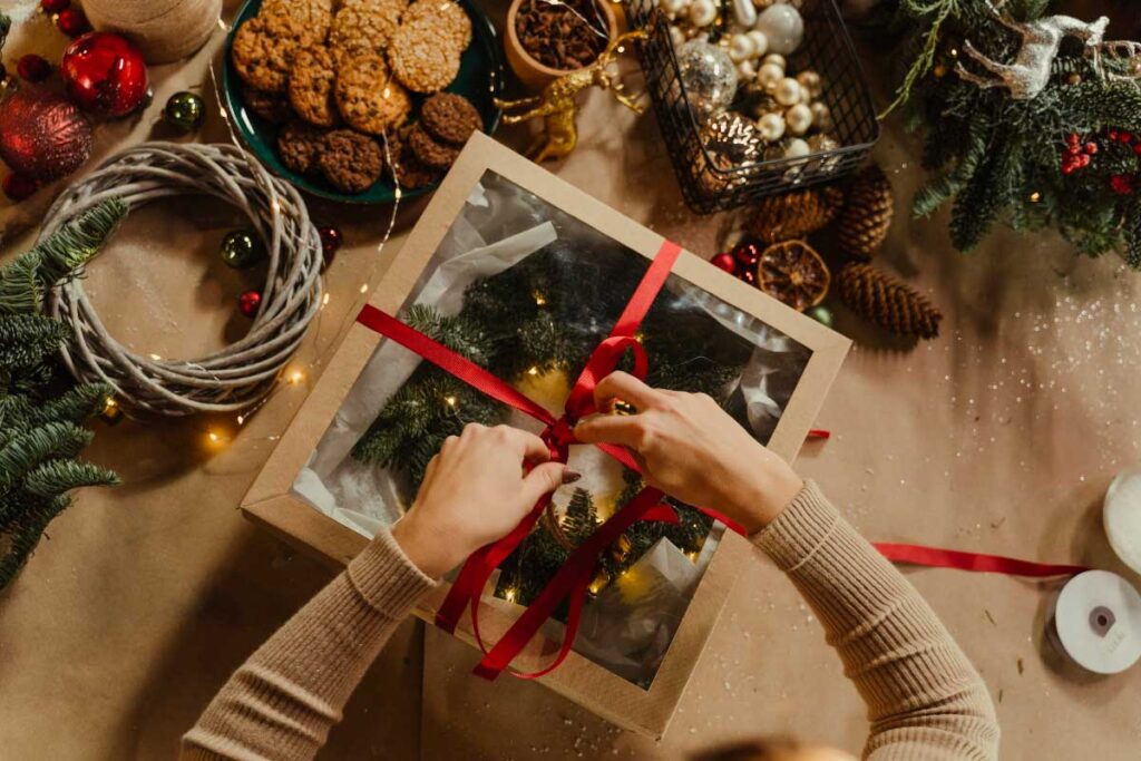 Gift ideas for a work colleague leaving