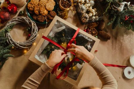 Gift ideas for a work colleague leaving