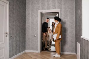 How to Reduce Risk When Buying a House